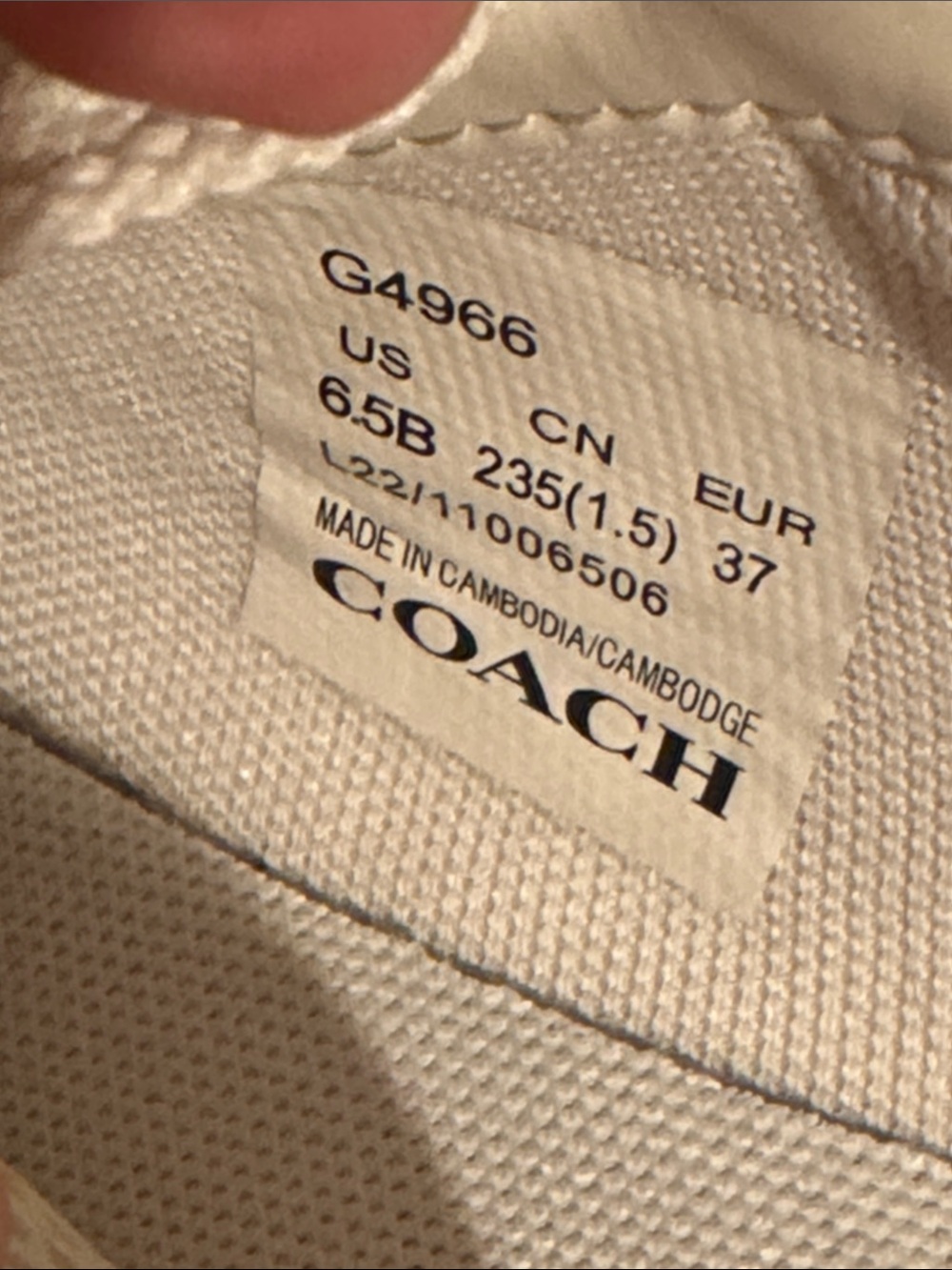 Coach Off-White Leather Low-Top Sneakers with Brown Heel - Picture 6 of 6